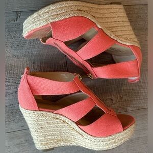 Michel Kors Platform Wedge 5.5